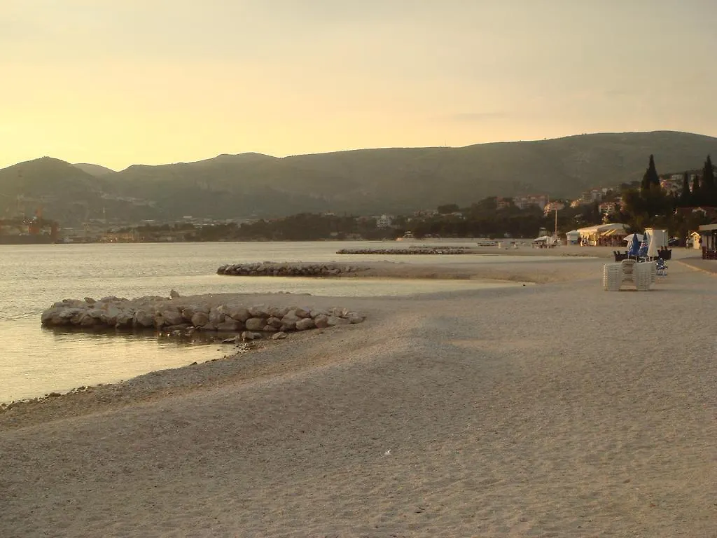 Apartments Maja Okrug Gornji Trogir