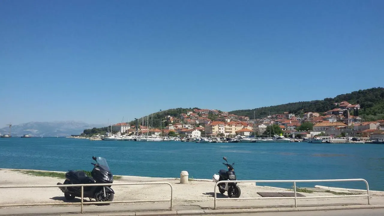 Apartments Maja Okrug Gornji Trogir